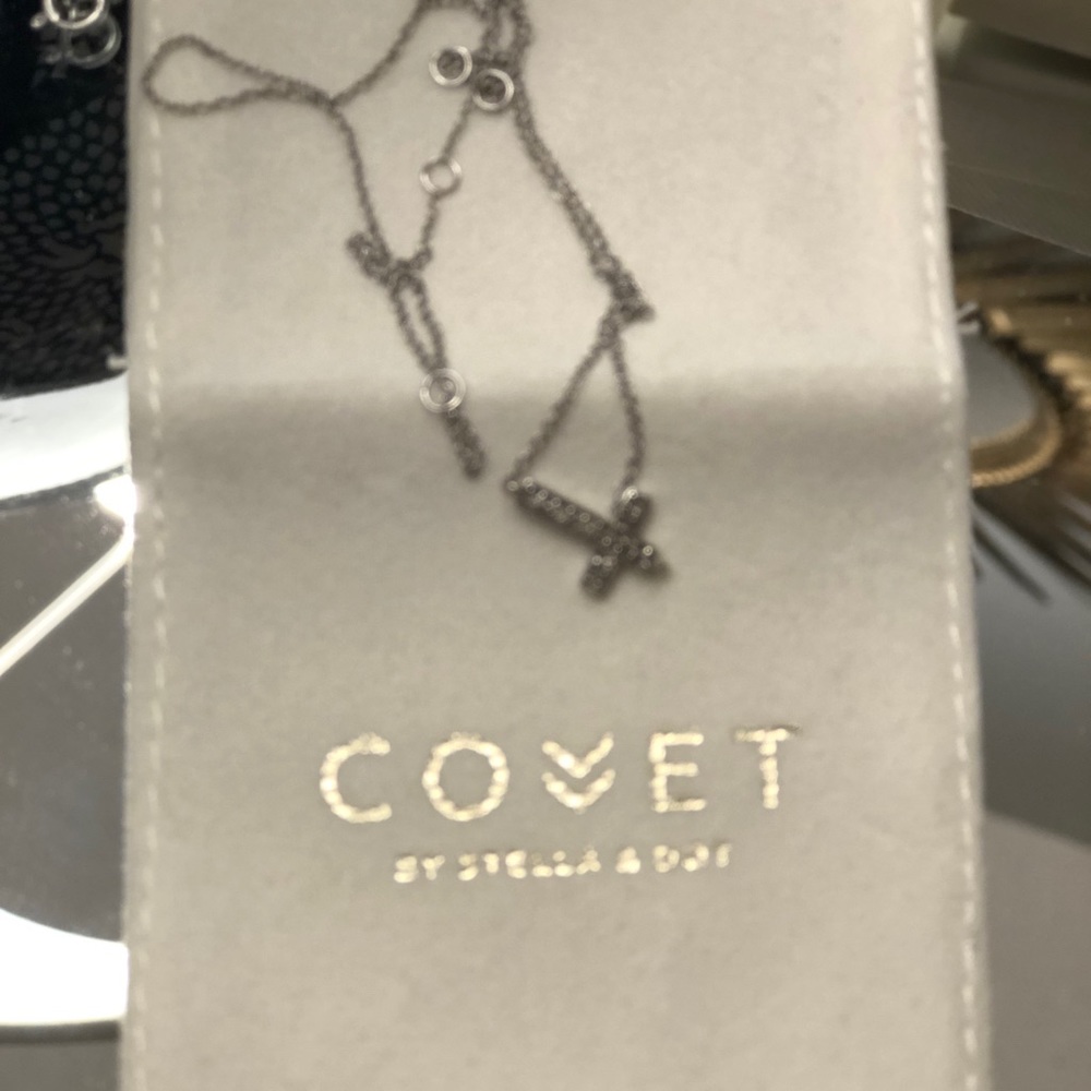 Covet by Stella & Dot / Diamond / white gold